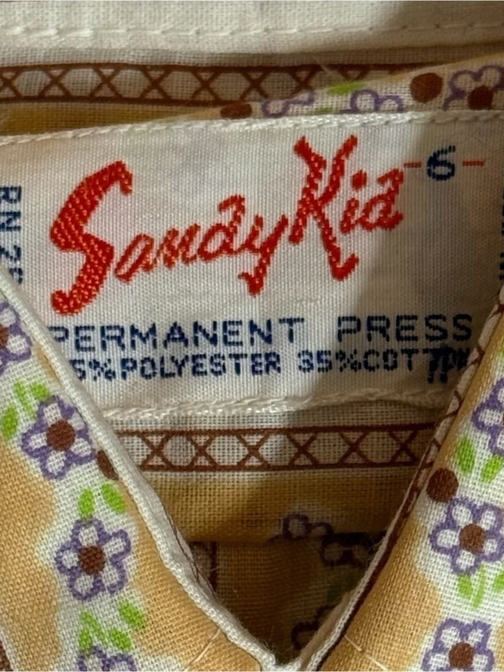 Sandy Kia vintage short